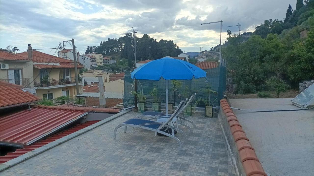 Αυθεντικό Πετρινο Στην Ναύπακτο Apartment Nafpaktos Ngoại thất bức ảnh