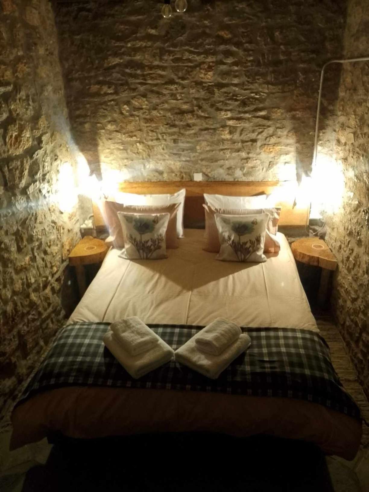 Αυθεντικό Πετρινο Στην Ναύπακτο Apartment Nafpaktos Ngoại thất bức ảnh